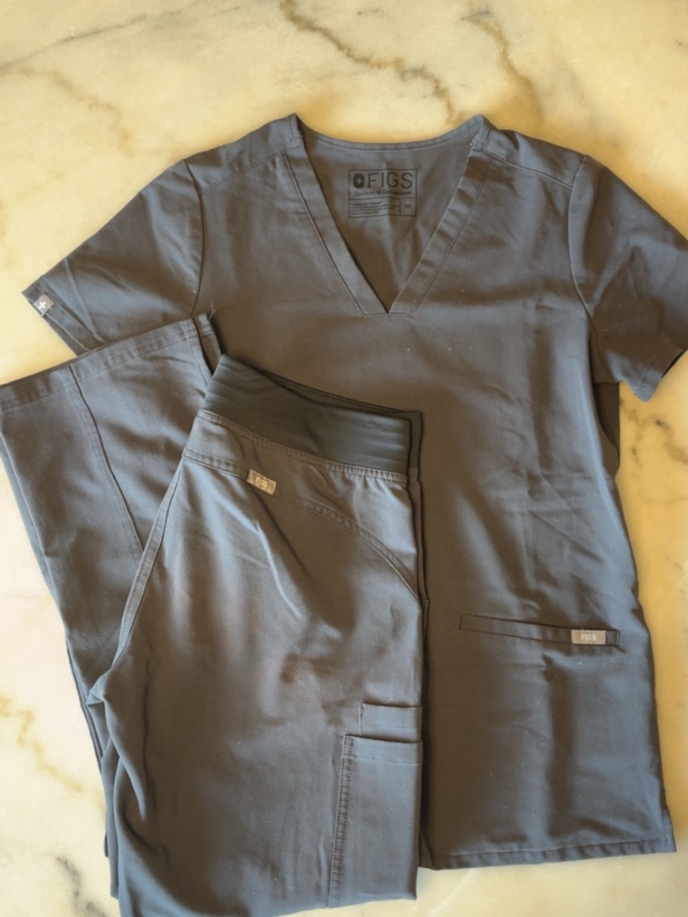 Figs Charcoal Gray V-Neck Scrub Top & Pants Set